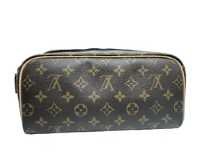 Pre-owned Louis Vuitton Leather Bag Accessories Monogram Dopp Kit Toilet Pouch