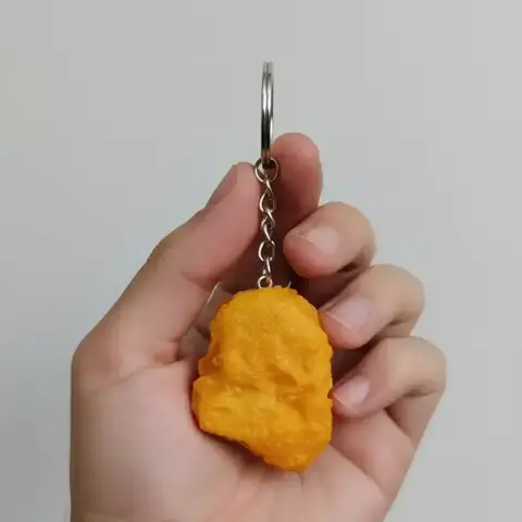 1 pc Cute Cartoon Artificial Chicken Nugget Decor Keychain, Funny Chicken Nugget Pendant Keychain, Funny Keychains, Keychain Charm for Men and Women, Creative Small Gifts, Holiday Accessories, Keychain For Bags