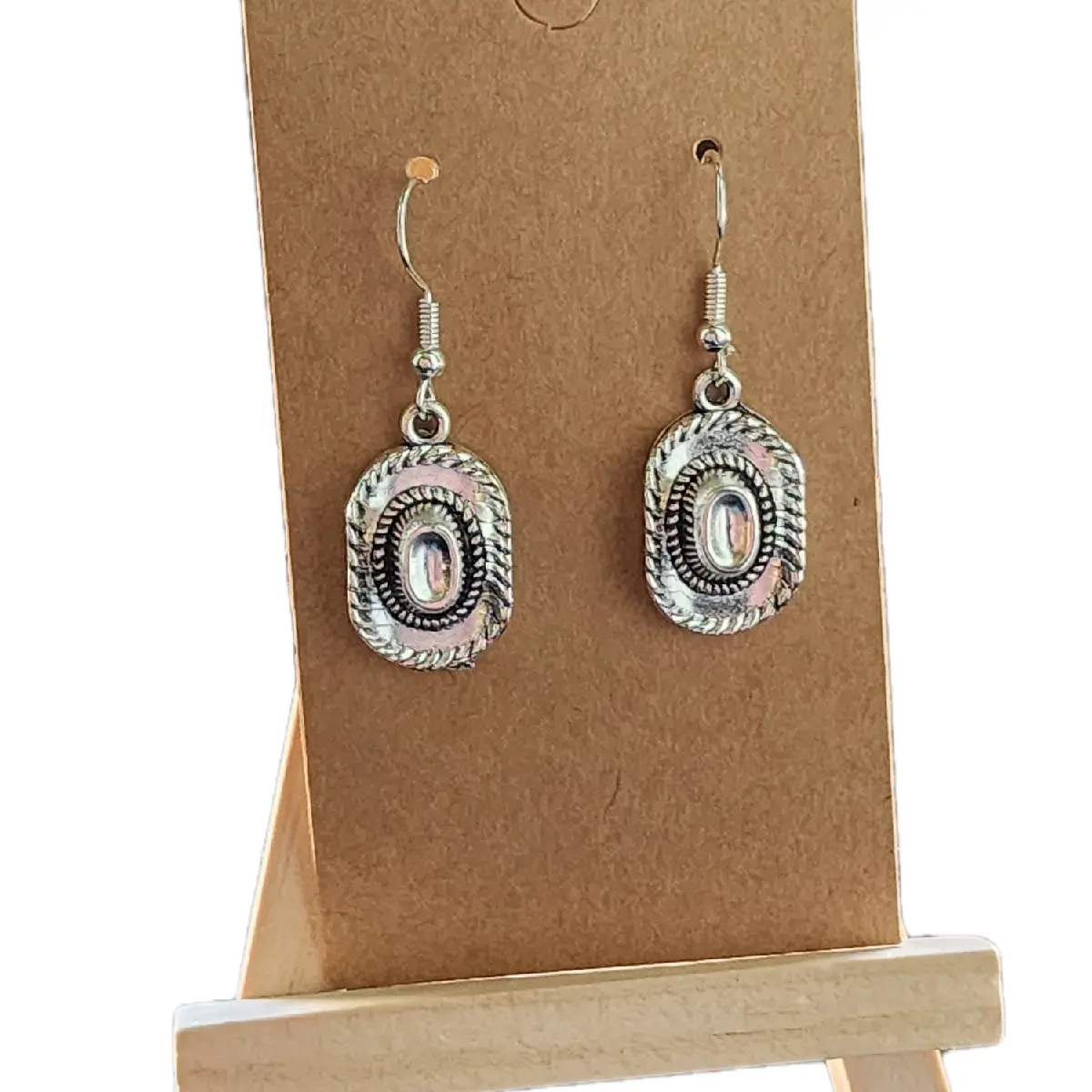 Western-Inspired Cowboy Hat Earrings Jewelry - Unisex, Lightweight, Comfortable, High-Quality Materials, Ear Hook Design, Fashionable Jewelry Accessories, Statement Earring for Rodeo Outfit Inspo, Cowgirl Style Earrings