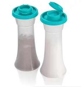 2 plastic salt and pepper bottles with lids, moisture-proof salt and pepper containers,salt shaker， camping, family dining(Light Green)