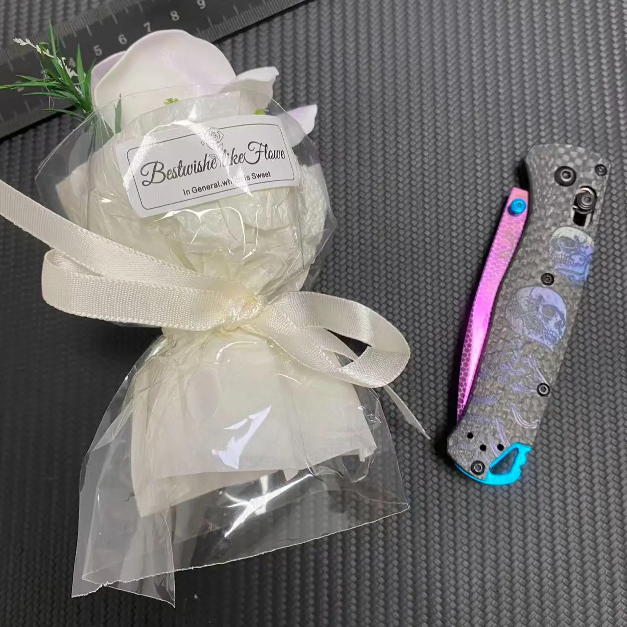 535 Purple-Red Blade