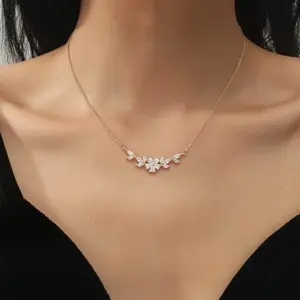 Coper Zirconia Flower Leaf Heart Pendent Necklace - Gold Jewelry for Bridesmaid Gift, Ideal for Valentine's Day