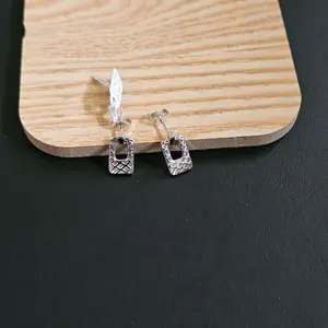 18k white gold reversible earrings