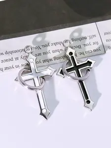 2Pcs Exquisite Silvery Toned Cross Pendants Intricate Circular Accents Dual Tone Design for Unique Jewelry Making or Personalized Accessories