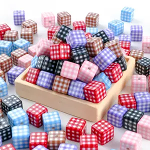 18pcs cute grid square beads, Bead assortment, ideal for DIY keychain making, creative projects, used for DIY jewelry, keychains, handicrafts, durable, lightweight jewelry accessories, Diy Beading Accessories, jewelry patterns, DIY jewelry making