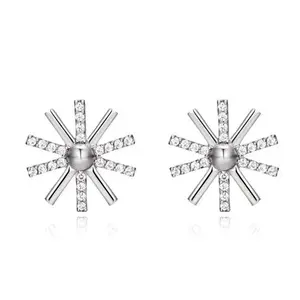 Majesty Diamonds MDS170410 White Zircon Geometric Snowflake Stud Earrings in .925 Sterling Silver