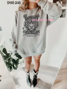Be strong and courageous sweatshirt, Gildan sweatshirt, bible verse  sweatshirt, faith sweatshirt