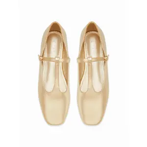 Cider T-STRAP SQUARE TOE MARY JANE FLATS