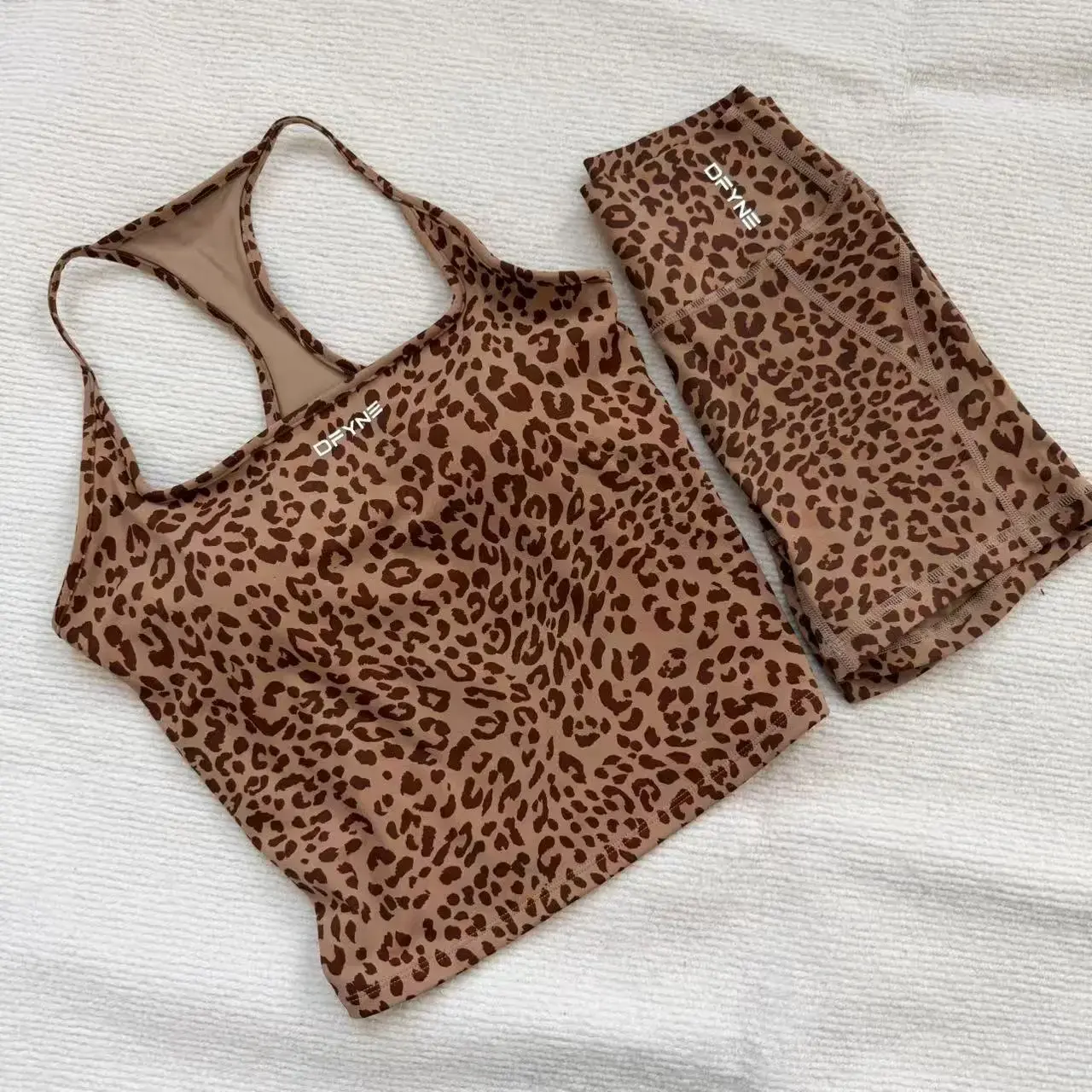 DFYNE Trending Women's 2-Piece Leopard PrintGym Clothes Set - Nylon Spandex RemovablePadded Sports Bra Tank Top, Tummy ControlRunning Shorts, Women's Clothes, 2 Piece Sets,Workout Sets Women