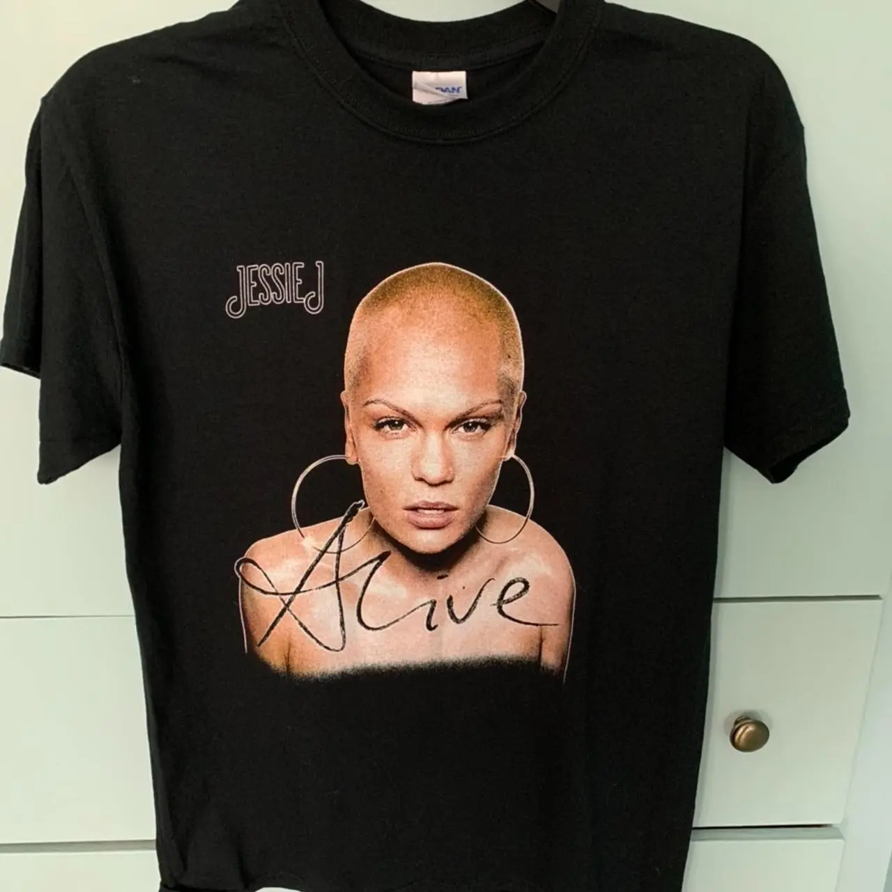 Jessie J Shirt Vintage Pop Singer Graphic Unisex T-Shirt