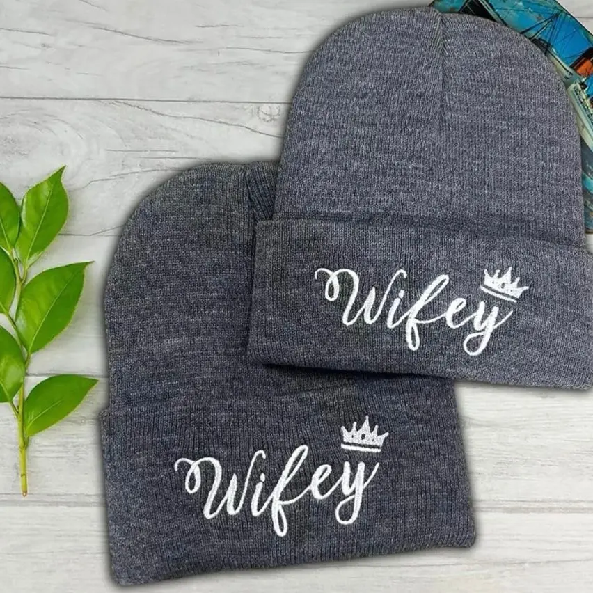 Knit bonnet