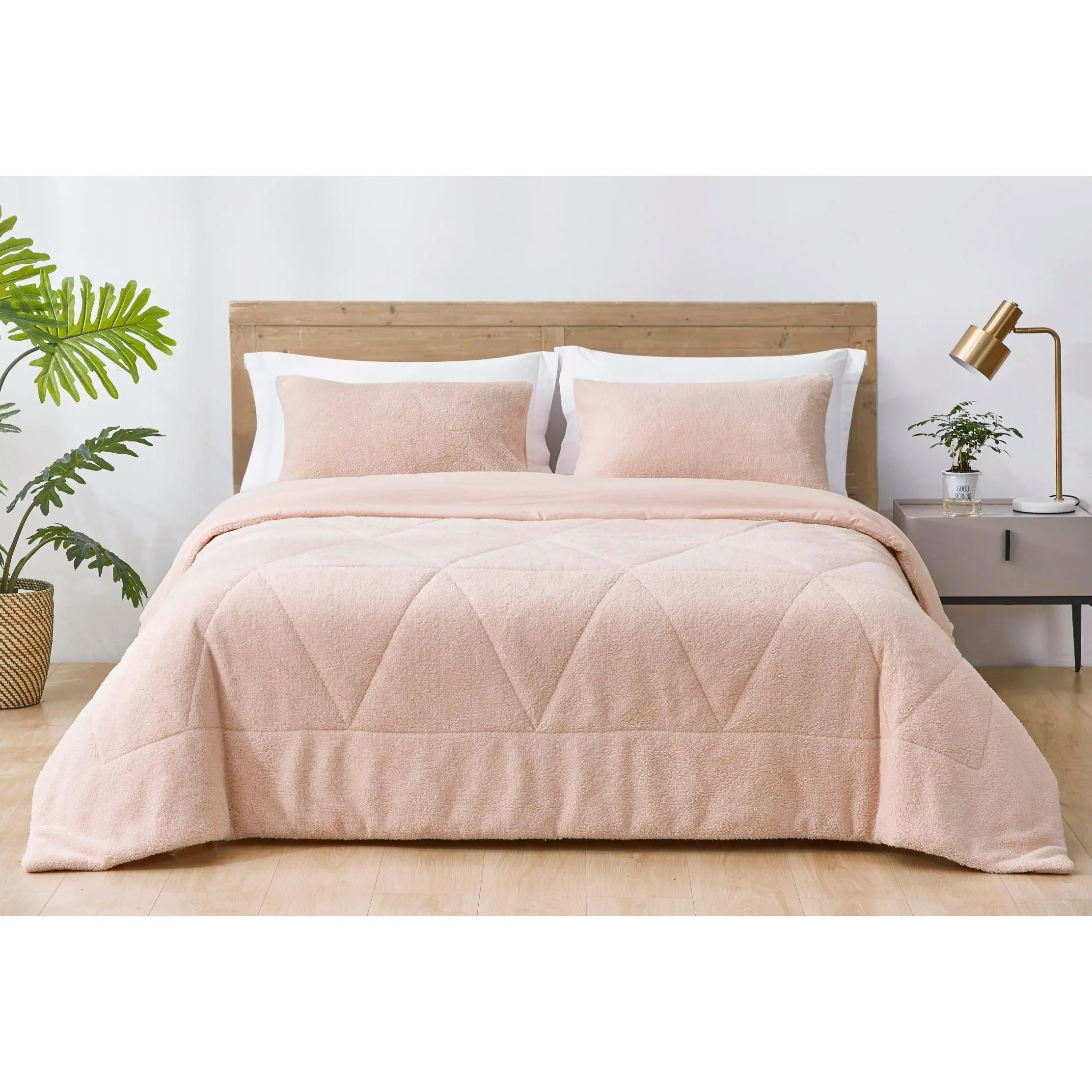 Chezmoi Collection Zane Triangle Sherpa Reversible Washed Microfiber Comforter Set