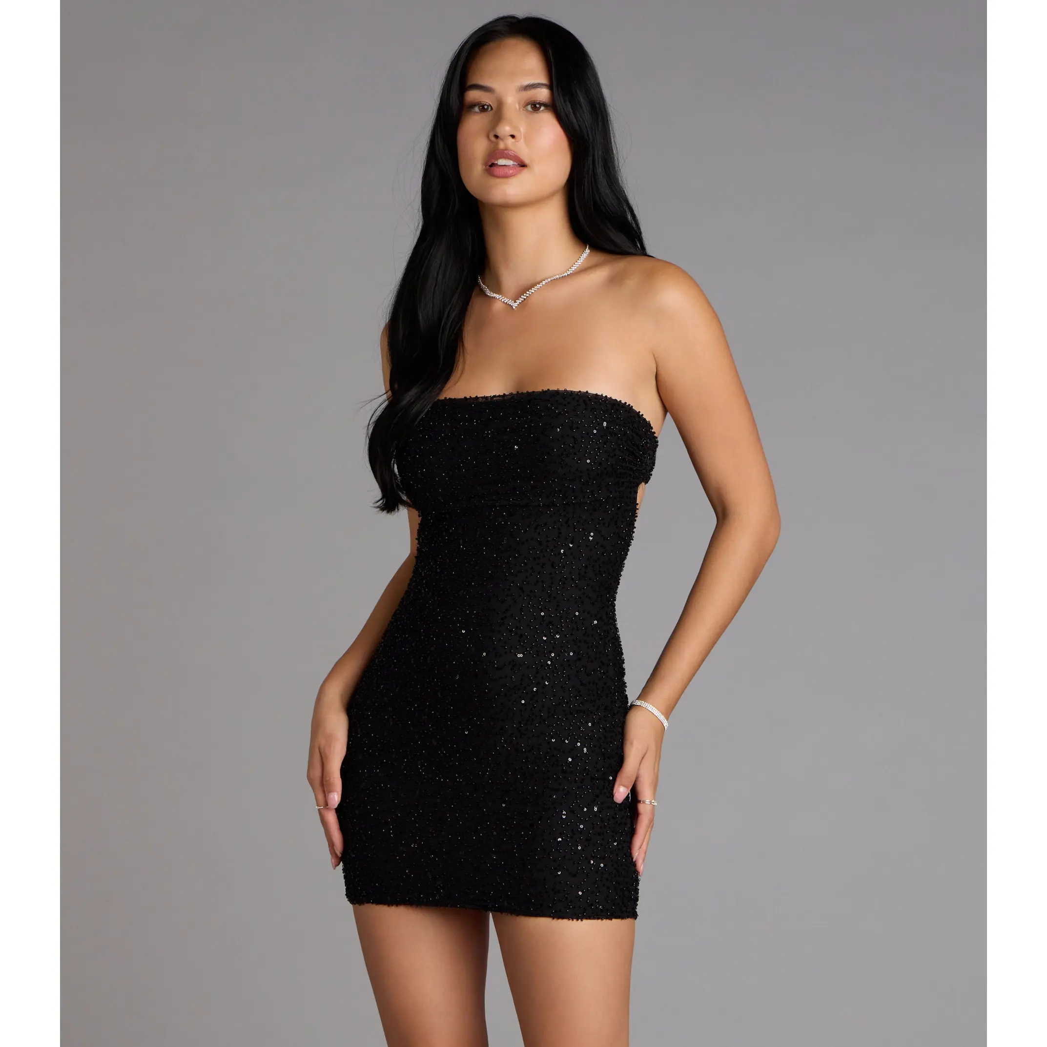 Sophie Open Back Bodycon Mini Dress - TikTok Shop Sophie Open Back Bodycon Mini Dress - TikTok Shop