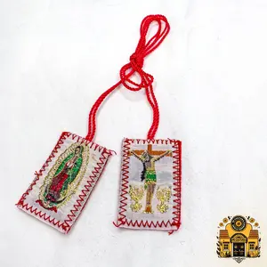 Escapulario de La Virgen de Guadalupe y Jesus en la Cruz Blanco y Rojo /Scapular of Our Lady of Guadalupe and Jesus on the Cross White and Red Gift Light Religious Decor
