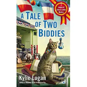 USED-A Tale of Two Biddies by Logan, Kylie (Mass Market Paperback)