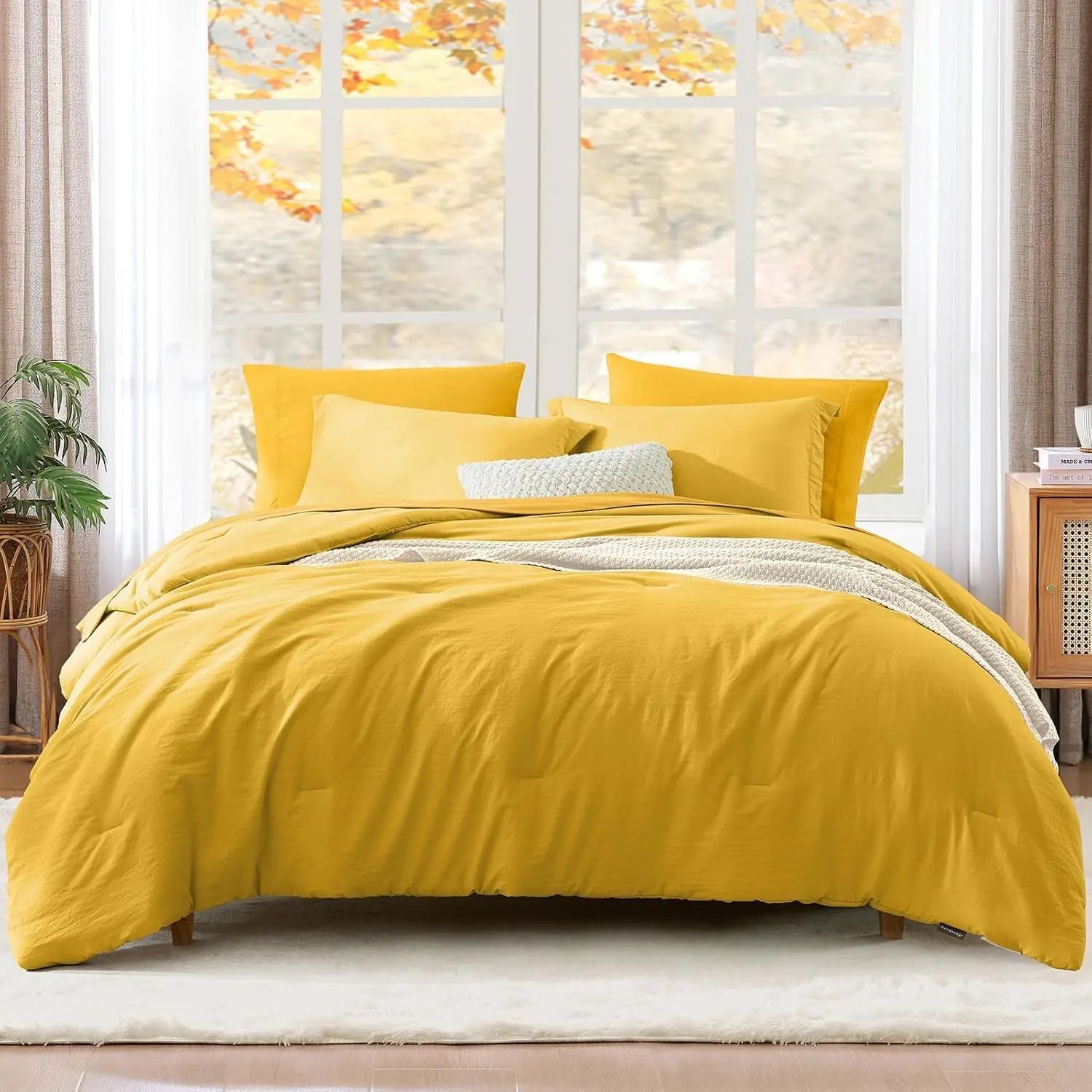 King Size 7-Piece Mustard Yellow Synthetic Microfibre Polyester Bedding Set - Durable All-Seasons Traditional Minimalist Comforter, Fitted Sheet, Flat Sheet, 2 Pillow Shams, 2 Pillowcases - Machine Washable, Bedroom Decor, Warmth, Ultra-Soft