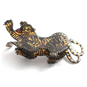 Tiger Claw Clip,Tiger Shape Animal Hair Clip，Animal Shape Hair Clips for women,Cute Funny Animal Hair Claw Clip for Girls,Farm Country Hair Accessories Gift Animal Barrettes Small Claw Barrettes