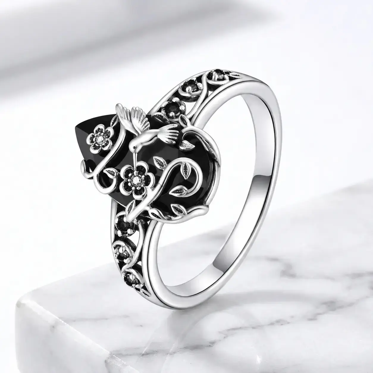 925 Sterling Silver Hummingbird Ring with Vintage Synthetic Obsidian, Elegant Black Lab Grown Diamond Gemstone Jewelry for Women, Retro Energy Crystal Ring Perfect for Daily Wear and Birthday Gift