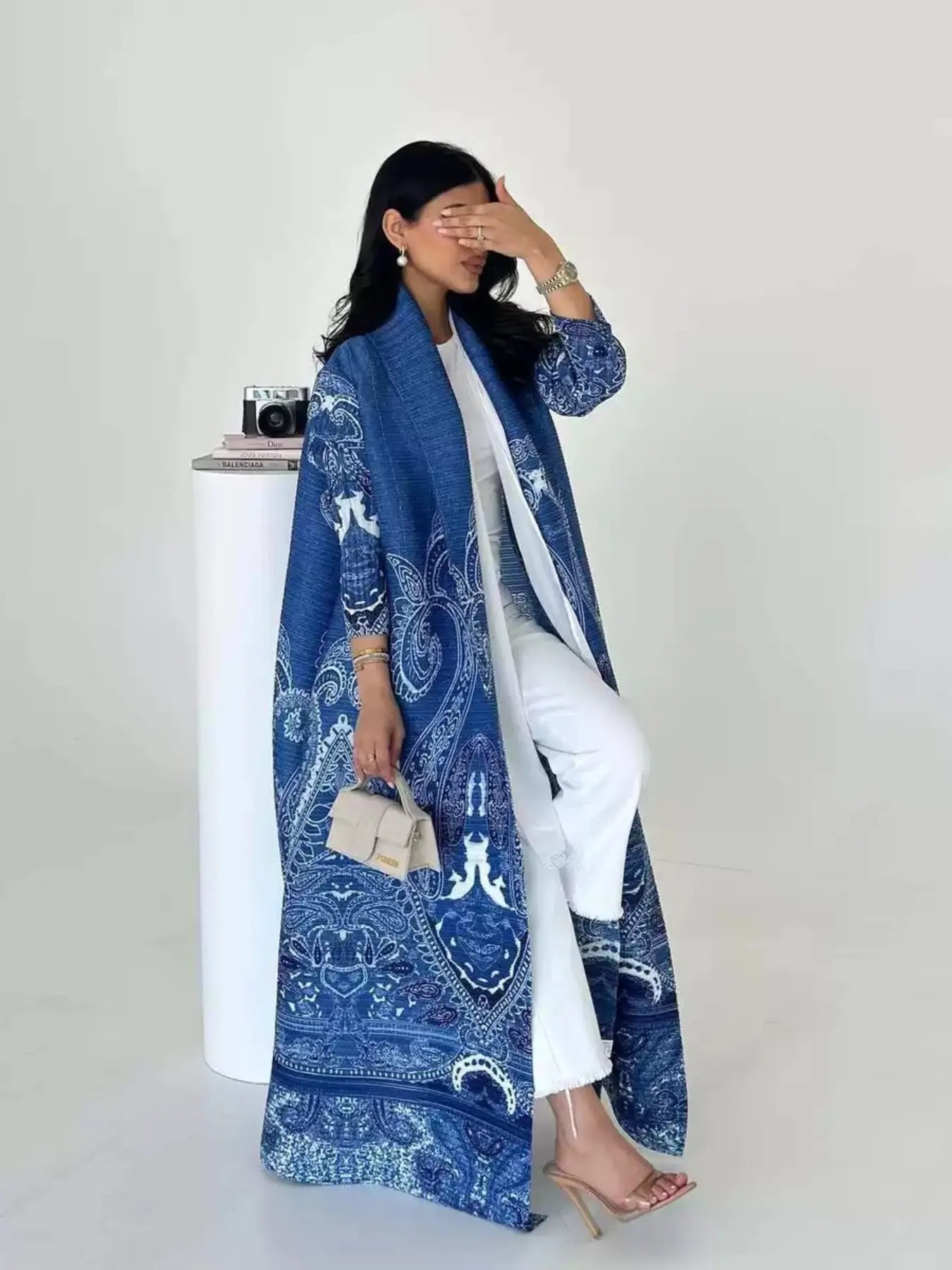 Muslim Women's Wrinkle Print Long Sleeve Jacket, Modest Fashion Outerwear, Casual Elegant Design, Perfect for Daily Wear