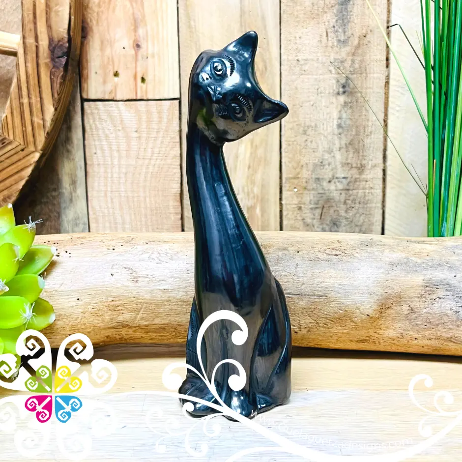 Medium Long Neck Cat Black Clay Figure - Barro Negro Oaxaca