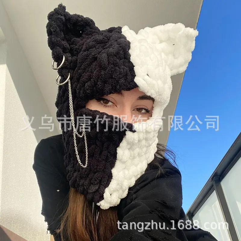 Black and white cat mask