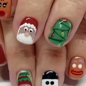 24pcs Christmas Cartoon Print Short Square Fake Nails, Cute Snowman Reindeer Santa Nail Set, Easy to Apply, Perfect for Parties and Events