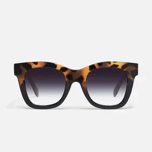 QUAY AUSTRALIA After Hours Square Sunglasses with Leopard Print Frame & Gradient Lenses for Women
