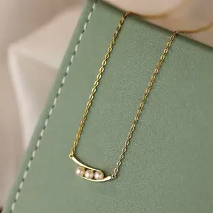 925 Sterling Silver Pearl Pendant Necklace for Women - Elegant Design with Pearl Accents