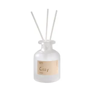 Fireless essential oil diffuser for bedroom and bathroom, long-lasting essential oil fragrance for girls' interiors, niche high-end fragrance