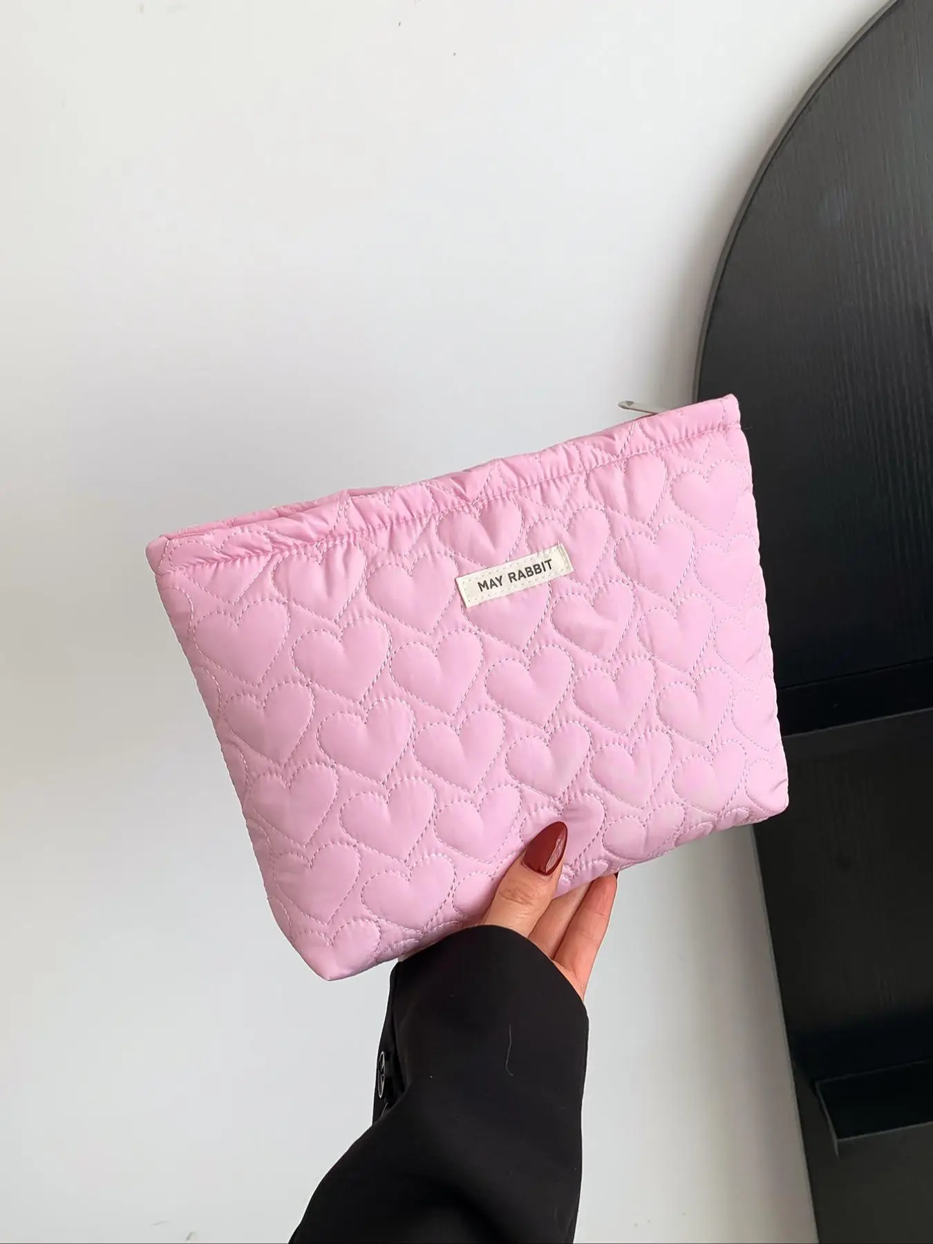 Fashion Solid Color Letter Patched Design Heart Quilted Zipper Cute Makeup Bag Organizer, Portable Travel Cosmetic Storage Bag, Simple All-match Makeu