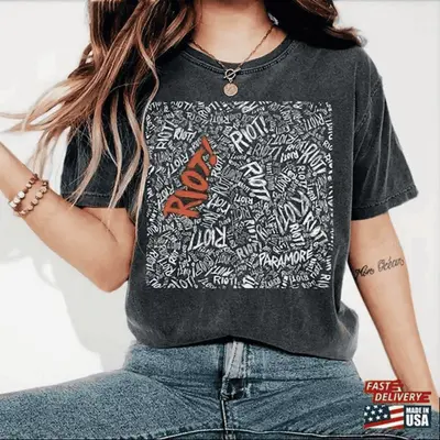 Gnt Gloria Bug Tour T Shirt Small - TikTok Shop