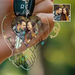 Personalized Couple Photo Keychain – Custom Hand-Holding Acrylic Keyring with Names – Romantic Gift for Anniversary, Boyfriend, or Girlfriend