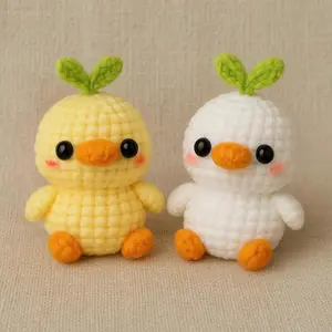 Handmade Crochet Chick Sprout Keychain–Cute Mini Amigurumi Plush Yarn Chicken with Leaf Key Ring for Backpack, Purse, Car Keys & Gift Ideas