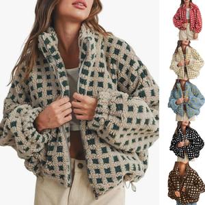 SCUSTY Women Winter Fleece Jacket Plaid Fleece Warm Coat Long-sleeve Zippered Sherpa Jacket with Pockets