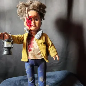 Creepy horror doll Unfortunate Hiker Halle