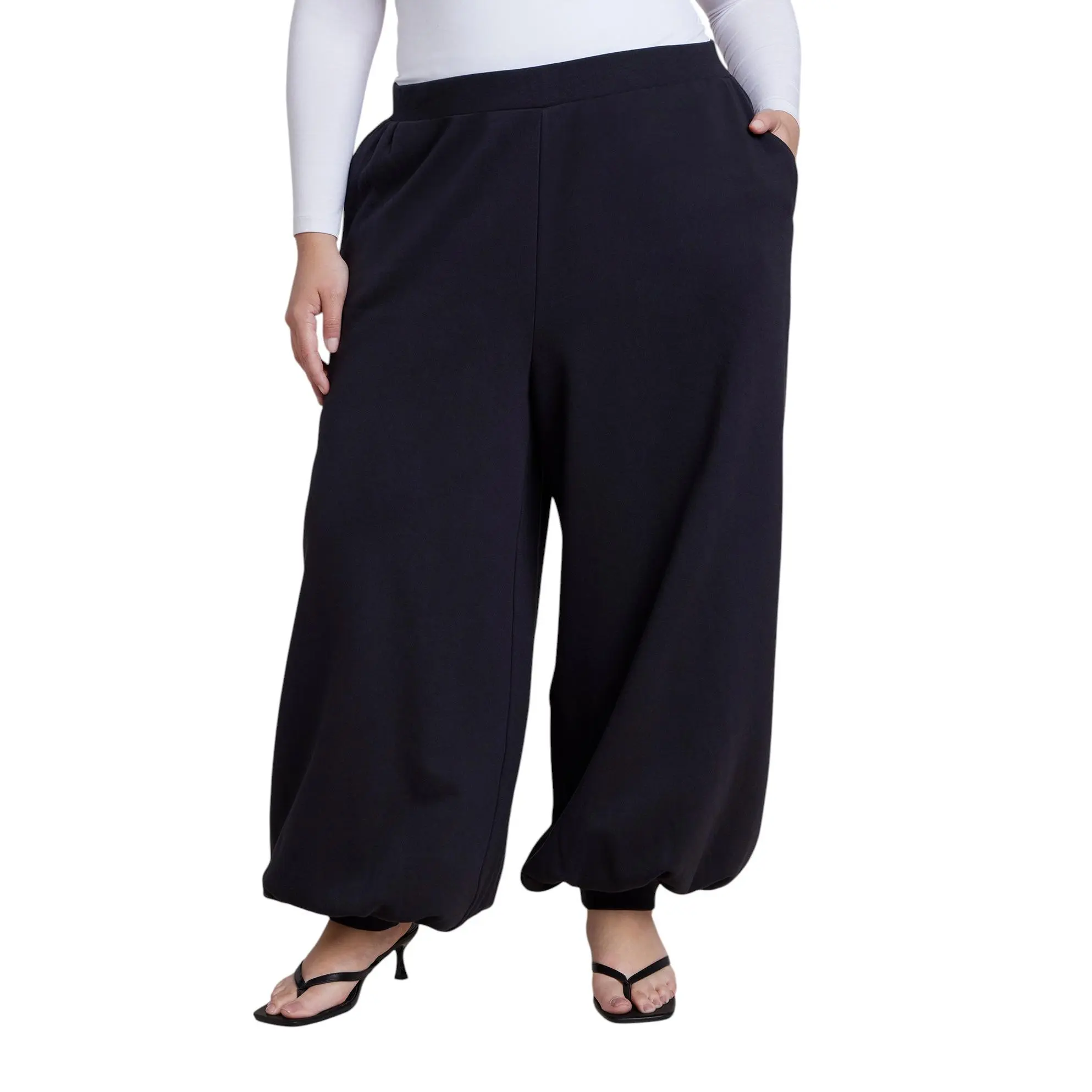 ELOQUII Women's Plus Size French Terry Pull-On Balloon Sweatpant