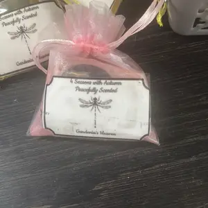 4 Seasons with Autumn Peacefully Scented Cozy Candles & Wax Melts Hand-Poured Clean-Burning Beeswax for Warmth and Relaxation Aromatherapy Wellness