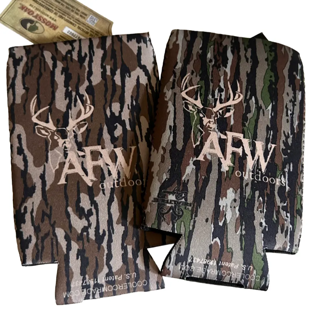 American Flyway Waterfowl Buck Logo Insulated Mossy Oak Camo Grip Can Koozies - Durable, Comfortable Non-Slip Hold Sleeves, Hunting Camping Kitchenware Drinkware Accessory, Skinny Fit Design
