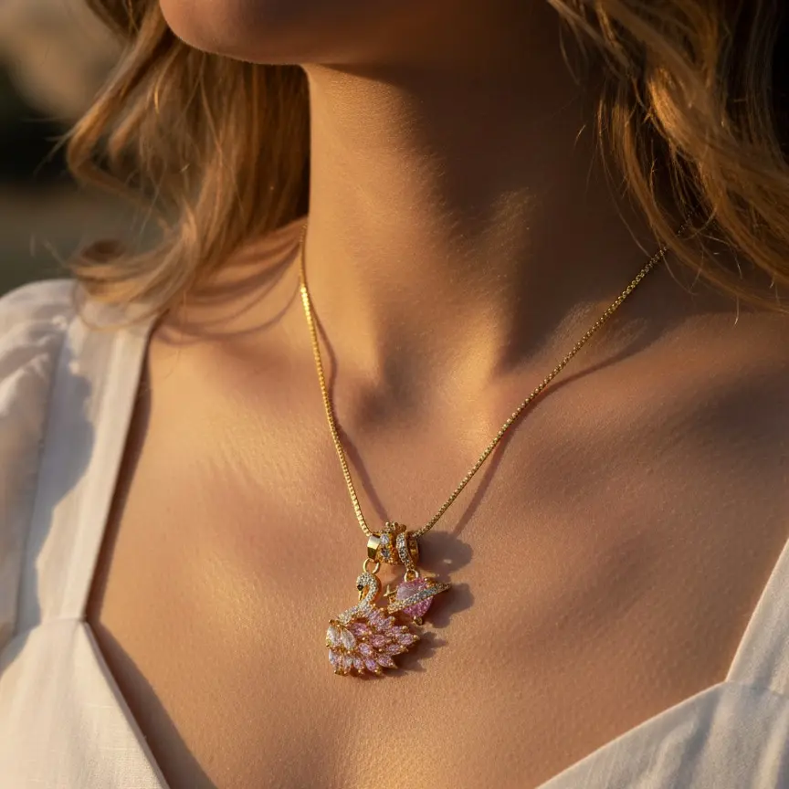 Women's Minimalist Multicolor Swan Zircon Collarbone Pendants Necklace - Colorful Statement Jewelry, Ideal Gift for Commuting & Style-Conscious Women Who Appreciate Unique Fashion Pieces, Necklace Gift, Pendants Necklaces