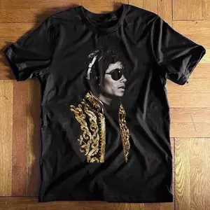 Michael Jackson Graphic Tee Mj King Of Pop T-Shirt A Perfect Gift For Fans