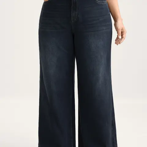 BloomChic Pull-On Stretchy-Waist Wide-Leg Jeans 【M-6XL】
