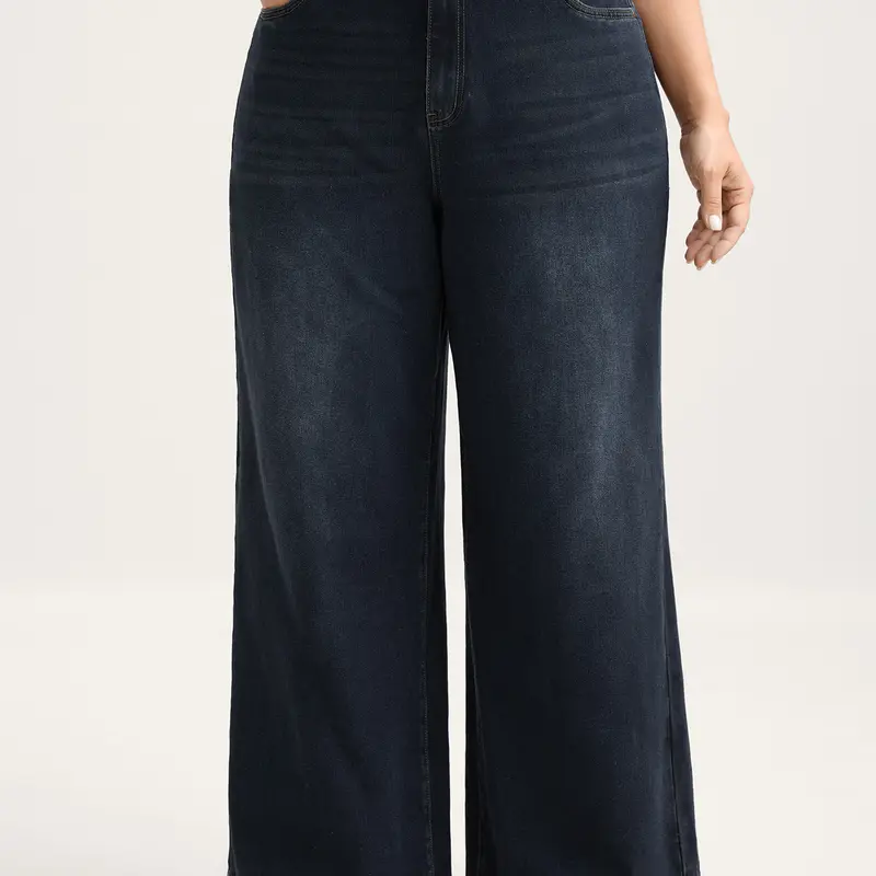 BloomChic Pull-On Stretchy-Waist Wide-Leg Jeans 【M-6XL】