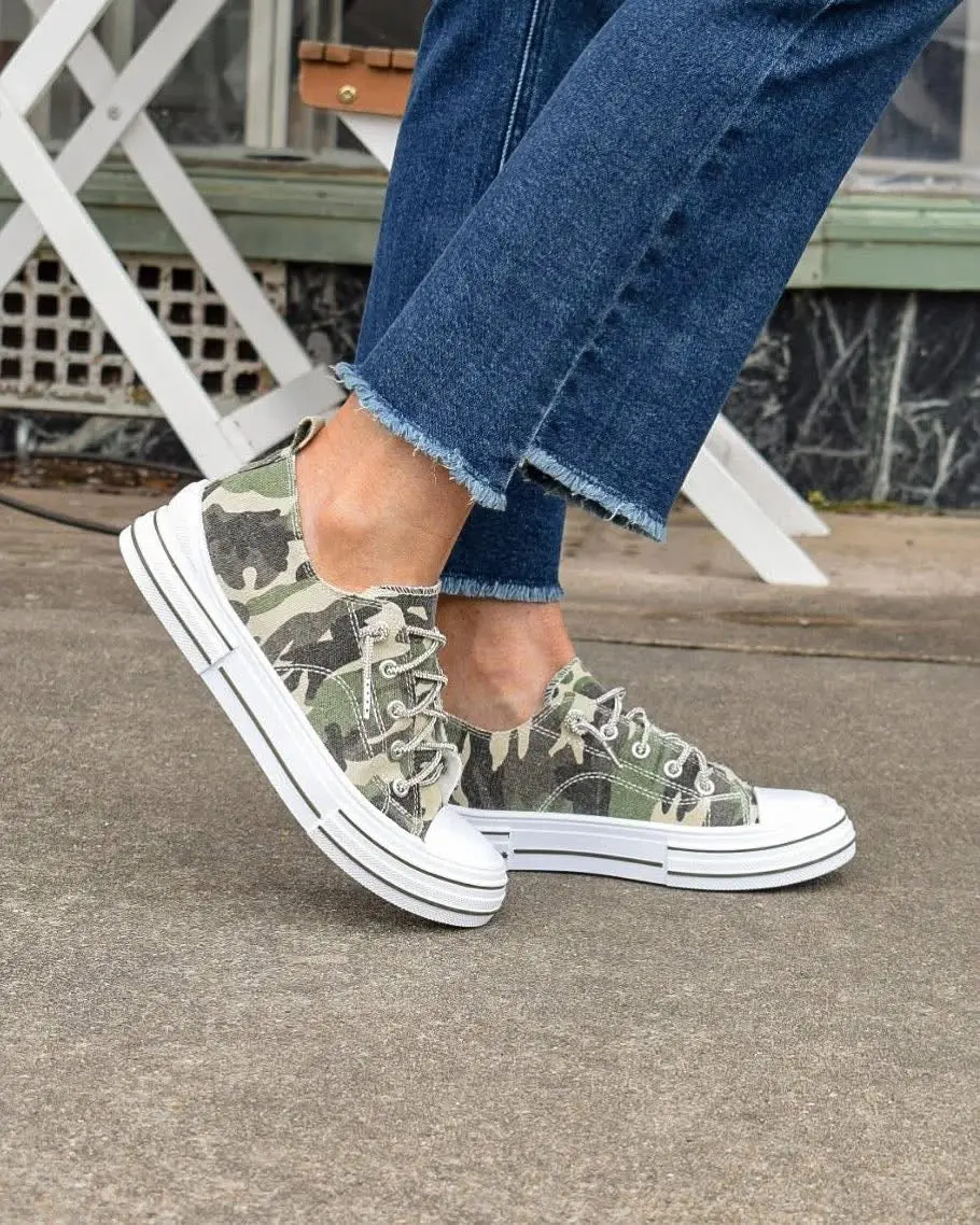 Aman Camo Womens sneakers by Very G