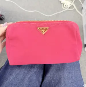 Pre-owned PRADA 1 Clutches & Wristlets Red Canvas Pouch YX
