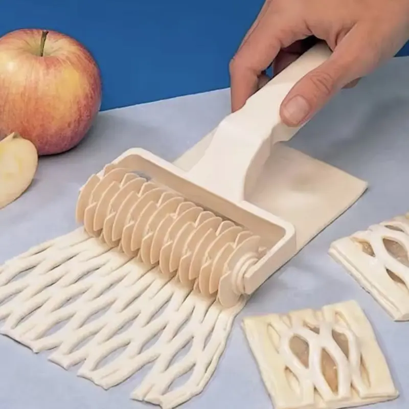 Pasta Cutter Tool for Making Fresh Pasta - Easy to Use and Efficient for Home Cooking