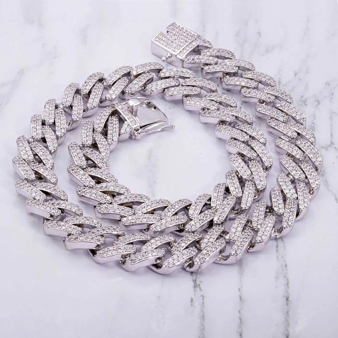 Trendy Punk Style Necklace Plus Bracelet - Hip Hop Chain Jewelry Set for Men and Women - Perfect Decor for Cool Friends