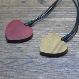 Custom heart-shaped necklace, personalized engraved pendant for couples and best friends