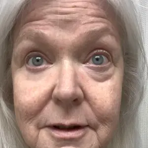 Product Review of Peter Thomas Roth Instant FIRMx Eye Temporary Eye Tightener, Instant Firming Under-Eye Cream, Minimize Appearance of Under-Eye Bags and Puffiness from D**e **