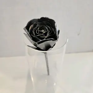Metal rose