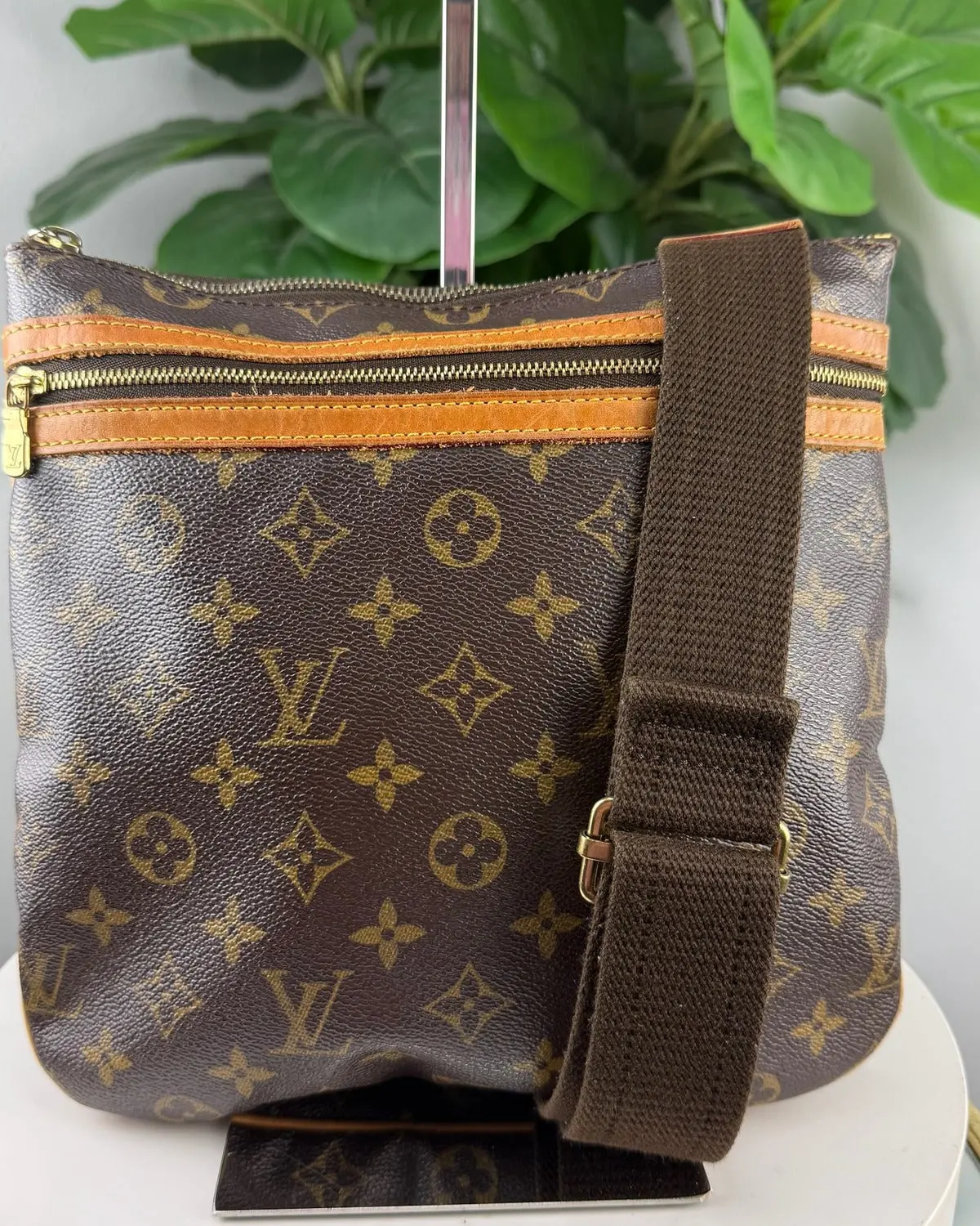 Pre-owned Monogram coated canvas Crossbody bags Authentic Louis Vuitton Pochette Bosphore Monogram Crossbody Bag
